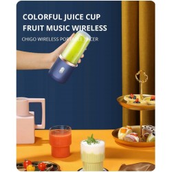 Small Portable Electric Juicer with Stainless Steel Blades & Cup