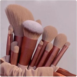 13 Piece Makeup Brushes - Red